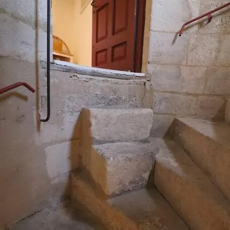 La Tour Medievale Centre Historique Apartment